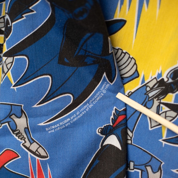 VINTAGE 1996 Batman and Robin twin flat sheet - Picture 2 of 3